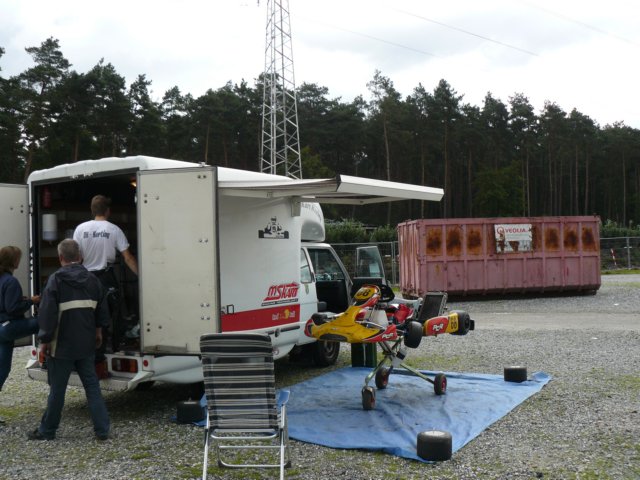 dhkarting2.jpg